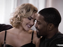 Negro, Garganta profunda, Rostro sentado, Pajear, Sexo duro, Besar, Lencería, Trio