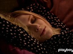 18, Blondin, Kontor, Liten och nätt, Mager, Solo, Stockings, Tuttar