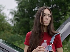 Tussi, Wohlbeleibte schöne frauen, Braunhaarige, Besamung, Spermaladung, Hardcore, Öffentlich, Russisch