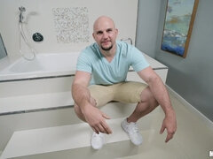 素人, アメリカ人, 浴室, ブロンド, チン, 顔射, 小柄, オッパイの