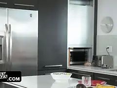 Zadok, Veľké péro, Kuřba, Hd, Monštrum, Jačania, Nevlastná mama, Teenka