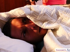 69, Veľké kozy, Brunetka, Spermie v puse, Mamina, Pička, Vyholené, Kozičky