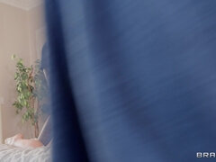 큰 음경, 흑갈색 머리, 가슴이 큰, 하드코어, 밀프, 엄마, 괴물, 자연의 가슴