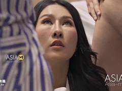 69, アジア人, デカパイ, フェラチオ, ぶっかけ, 看護婦, 三人, オッパイの