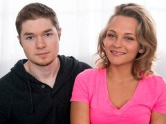 Bundão, Pauzão, Boquete, Transar de quatro, Melharucos naturais, Cabelo curto, Adolescente, Tetas