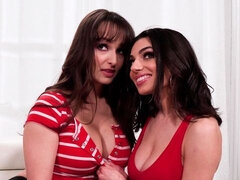 Culo, Leccata di culo, Toccando, Baciando, Lesbica, Mamma che vorrei scoparmi, Figa, Rasata
