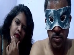 Rondelette, Indienne, Mère que j'aimerais baiser, Webcam