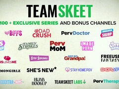 Blondin, Avsugning, Sperma shot, Söt, Långt ner i halsen, Docka, Hd, Pov