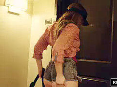 Vagina gozada cu gozado, Adolescente