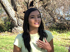 Pijpbeurt, Orgasme, Buiten, Klein, Openbaar, Realiteit, Geschoren, Tieten likken