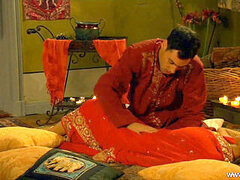 Asijské, Brunetka, Puma, Indické, Návod, Milf žcbp, Mamina