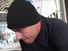 Isot tissit, Kermakakku, Sormetus