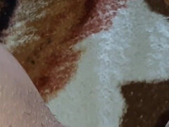 I Teased My Clit with a Vibrator Until I Cum