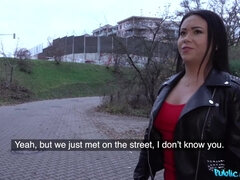 Iso kulli, Narttu, Rankka, Raha, Julkinen, Todellisuus, Romanialainen, Lutka