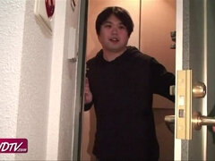 18, デカパイ, フェラチオ, 中出し, カワイイ, 足, 日本人, 現実