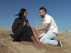 Arsch, Strand, Blasen, Sperma im mund, Kleid, Im freien, Muschi, Tätowierung