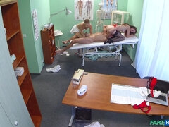 69, Amatorka, Tyłek, Lizanie, Cipka, Rudowłosa, Trójkąt, Podglądacz