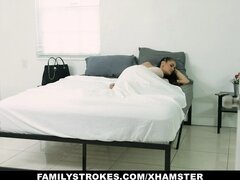 Store bryster, Pik sutte, Brunette, Ældre lækkre kvinde, Sædskud, Familie, Søn, Stedmor