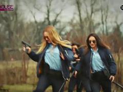 Gesztenyebarna, Gyengéd kefélés, Tini