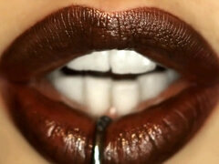 Большие сиськи, Блондинки, Грудастые, Семяизвержение, Секс без цензуры, Натуральные сиськи, Сиськи