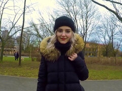 Cutie Eva Elfie gives a blowjob in the park