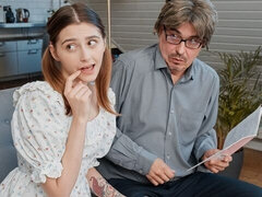 큰 음경, 오랄섹스, 흑갈색 머리, 귀여운, 도기스타일, 핸드잡, 땋은 머리, 양말