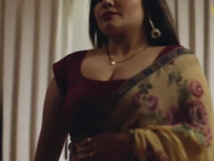 Tempting Indian cougar coquette hot erotic video