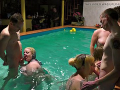 Amatorka, Obciąganie, Holenderski, Mamuśka, Strona, Basen, Pornstars, Nastolatki