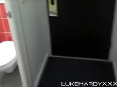 Ejército, Mamada, Estilo perrito, Madres para coger, Realidad, Sexo fuerte, Ducha, Uniforme