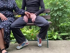 Enthousiasteling, Grote kont, Man die toekijkt, Handbeurt, Rijpe lesbienne, Moeder die ik wil neuken, Natuurlijke tieten, Zoon