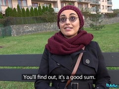 Арабское, Большая жопа, Большие сиськи, Минет, Член, Натуральные сиськи, На публике, Молоденькие