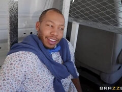 Negro, Estilo perrito, Rostro sentado, Corridas faciales, Enorme, Interracial, Besar, Montar