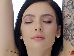 YOGA GIRL MARLEY BRINX HAS HARD ANAL SEX AFTER HER WORKOUT