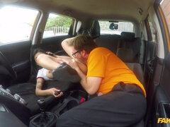 Enthousiasteling, Auto, Sperma, Hondjeshouding, Likken, Buiten, Kut duiken, Realiteit