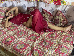 Testes gyönyörű hölgy, Cumizás, Pár, Háziasszonyok, Indiai, Érett koros, Terhes, Lovaglás