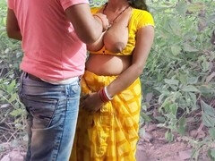 Indian bhabhi Trilokinath has fun in the forest