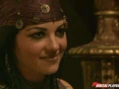 Ruskeahiuksinen, Nnm, Nyrkitys, Lesbo, Selkäsauna, Pillu, Tissit, Junassa