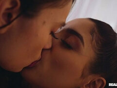 Ložnice, Péro, Dvě na jednoho, Pička, Realita, Vyholené, Tetování, Kozičky