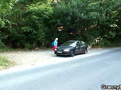 금발의, 오랄섹스, 가슴이 큰, 깊은목구멍, 할아버지, 할매, 나이든, 엄마