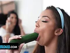 Blasen, Spermaladung, Aufs gesicht abspritzen, Hd, Lecken, Milf, Muschi, Schreiend