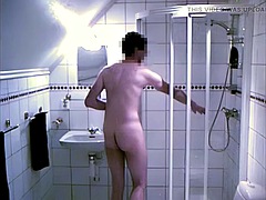 I fuck in urine and masturbate in the shower