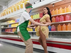Pornstar gives shop assistant a chance to fool around with her
