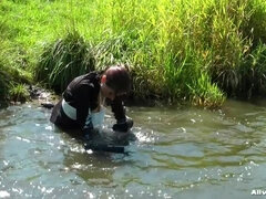 Combattimento tra donne, Olio, All'aperto, Pantaloncini sintetici, Raso, Softcore, Bagnata