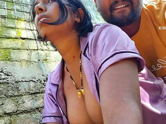 Första gången, Indisk, Mamma, Utomhus, Offentlig, Uppsvällda bröstvårtor, Fitta, Fru