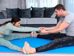 Perse, Ruskeahiuksinen, Takaapäin, Käsihoito, Selkäsauna, Pillu, Urheilu, Teini