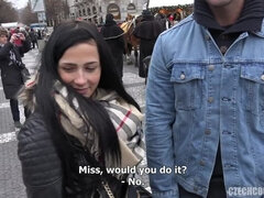 Πρωκτικό, Μεγάλα βυζιά, Ξανθιά, Μελαχροινή, Τσέχα, Σκληρό, Γλείψιμο, Έφηβος