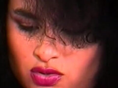 Tette grandi, Latina, Masturbazione, Mamma che vorrei scoparmi, D'annata