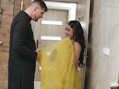 Aaliyah Yasin's Wild Bedroom Affair Ignites Interracial Passion