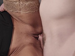 Gros seins, Mamie, Mature, Nénés