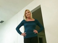 Leie, Blondine, Kompilation, Geile alte tussi, Mutti, Pissen, Pov